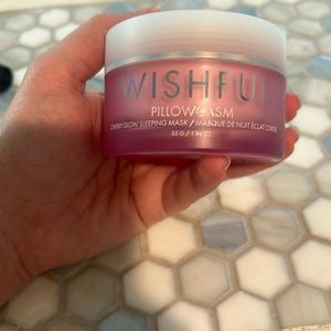 Wishful pillowgasm cherry sleeping mask